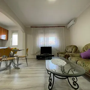  Apartament Prestige Albania